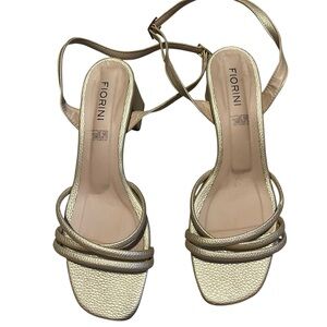 Fiorini Women's 8.5 Elegant Gold Strappy‎ Heel Sandals Formal Party Open Toe